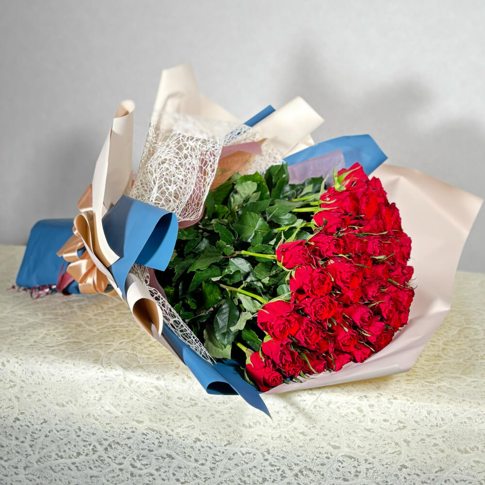 赤バラ50本の花束