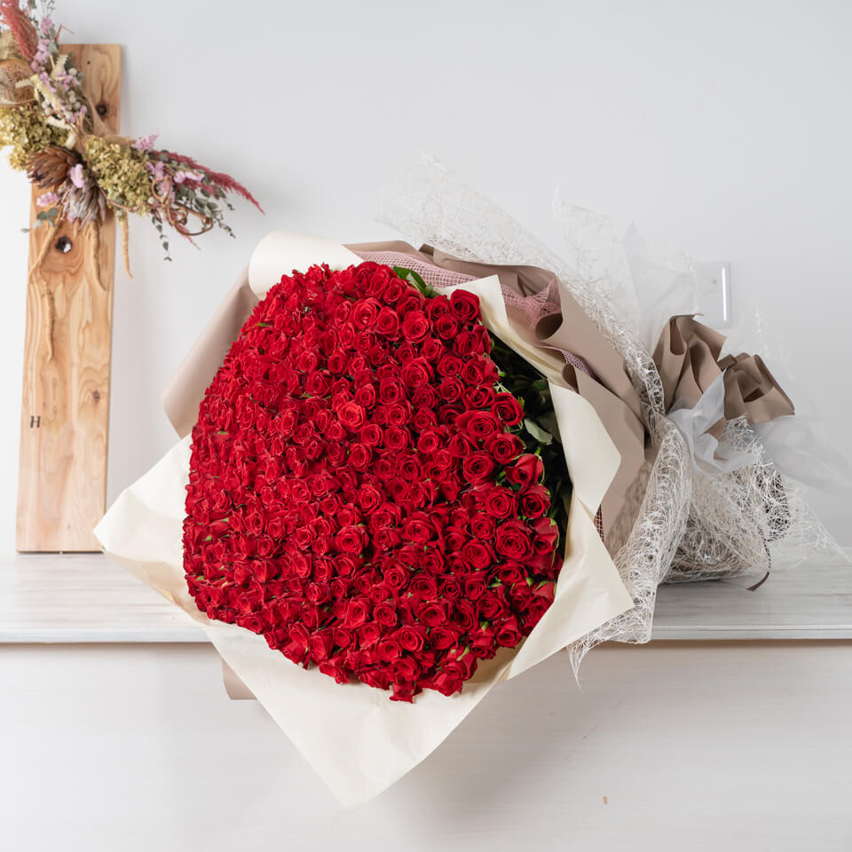 赤バラ365本の花束 – 花のブルーメンノイエ