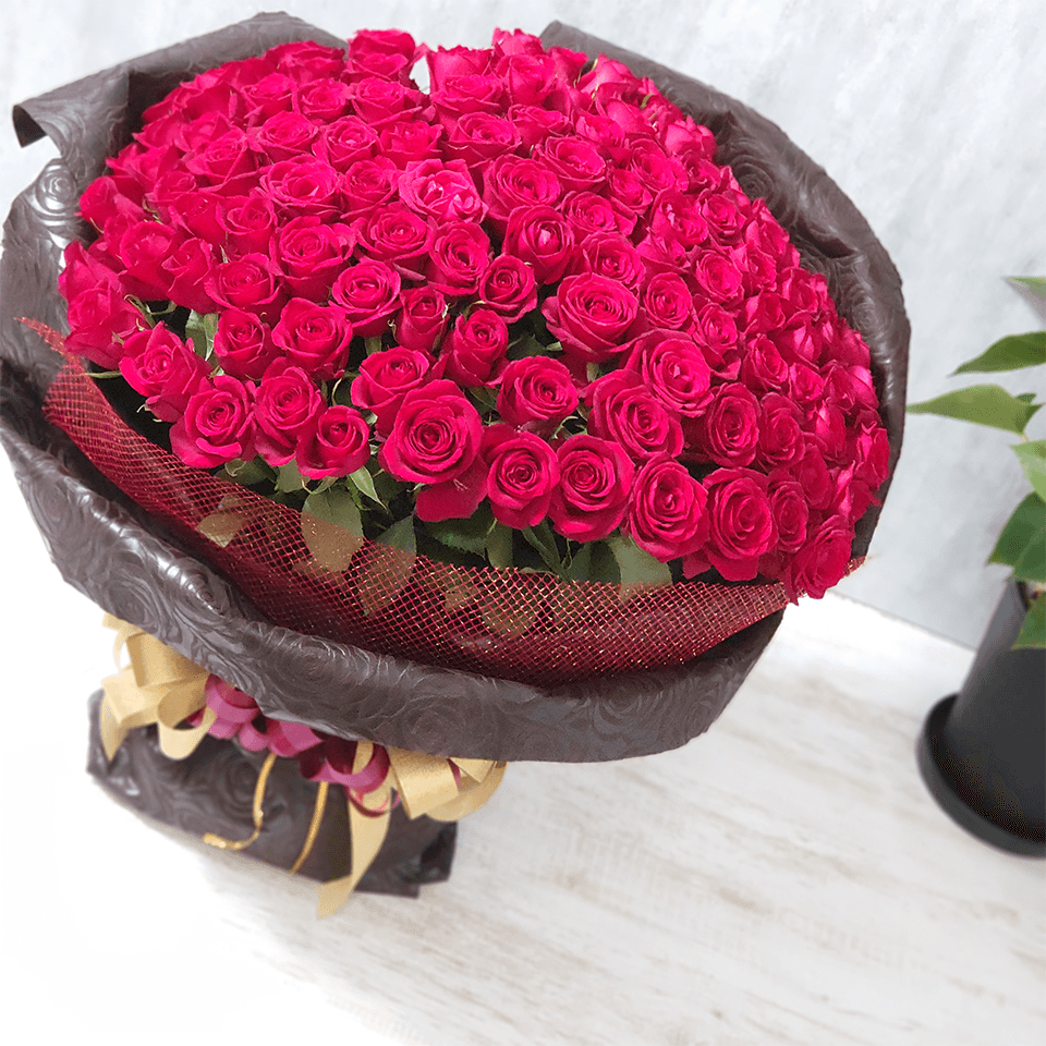 赤バラ108本の花束