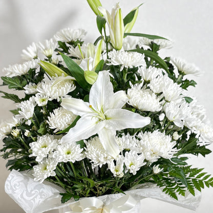 白系お供えアレンジメント