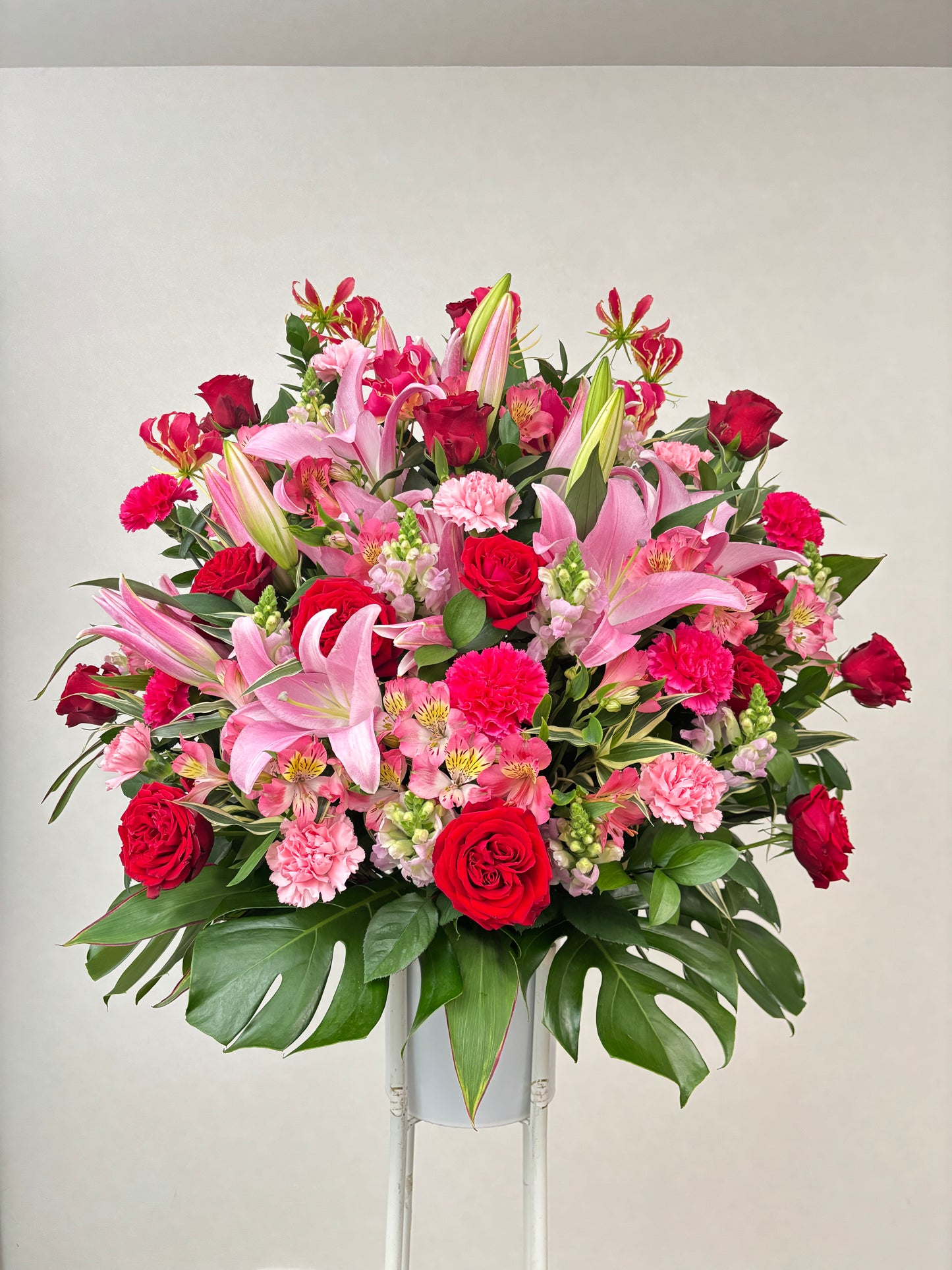 赤系 スタンド花