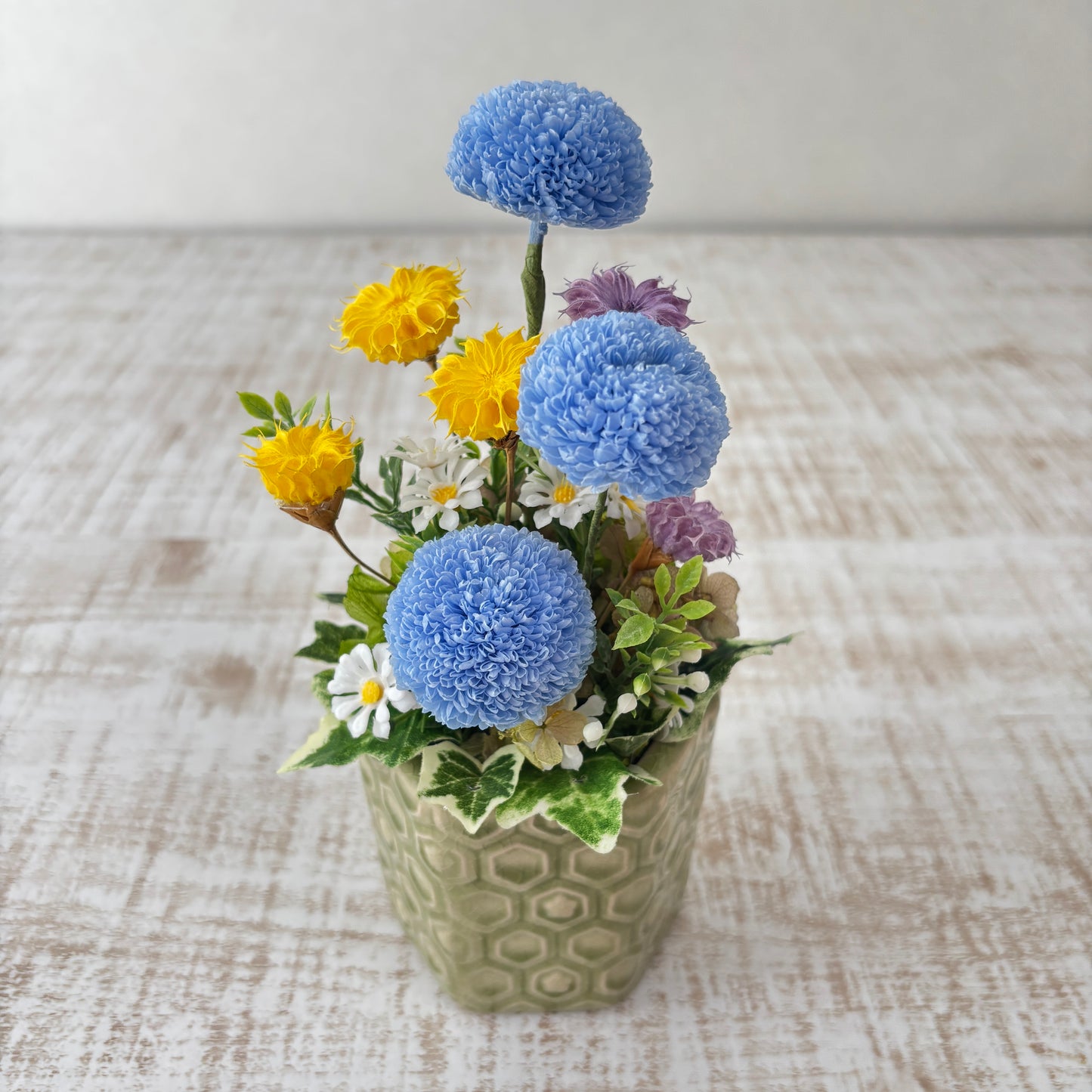 ブルー系 プリザーブドフラワー（お供え用）