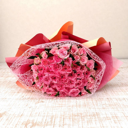 ピンクバラ50本の花束
