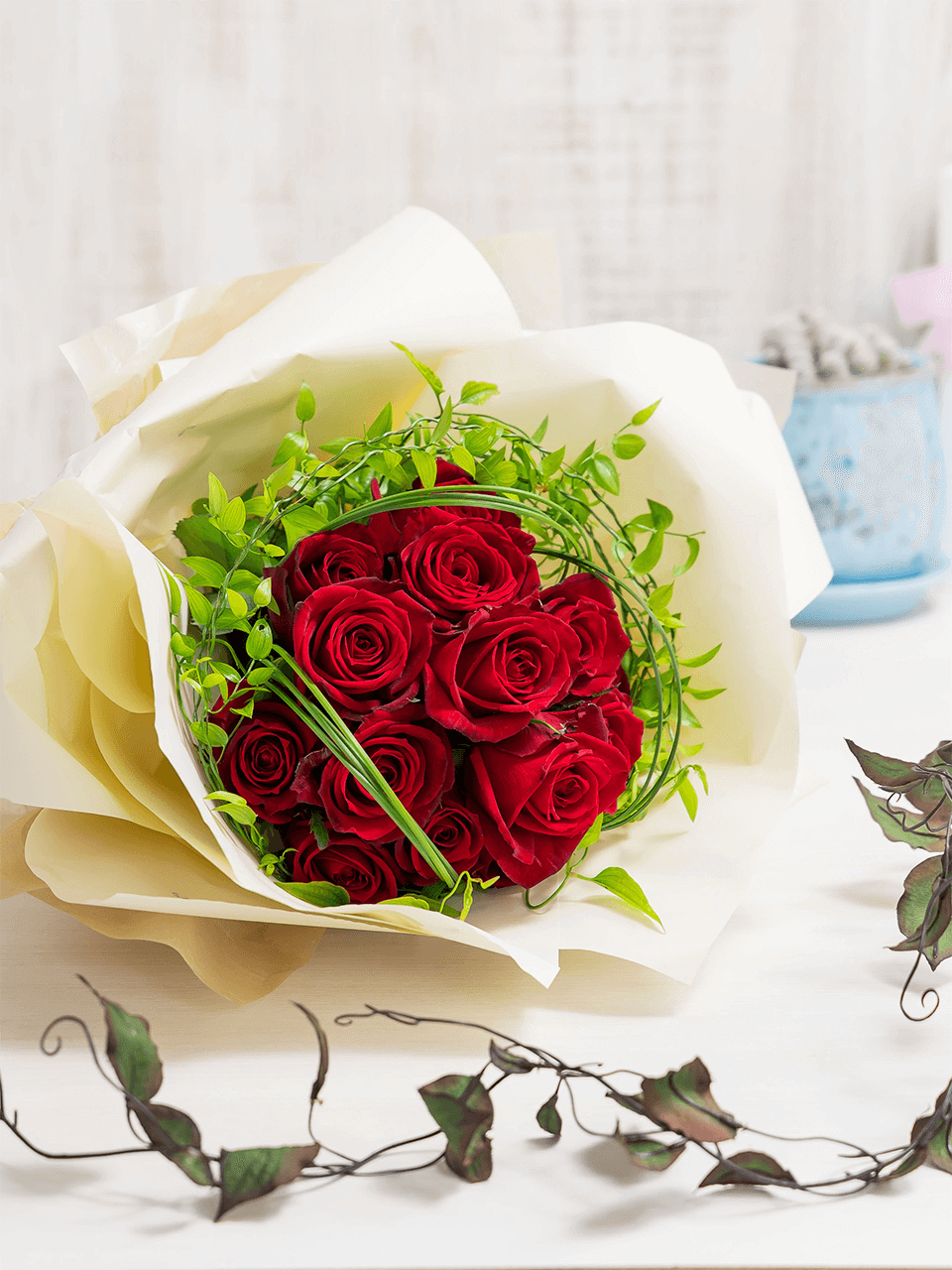 赤バラ12本の花束